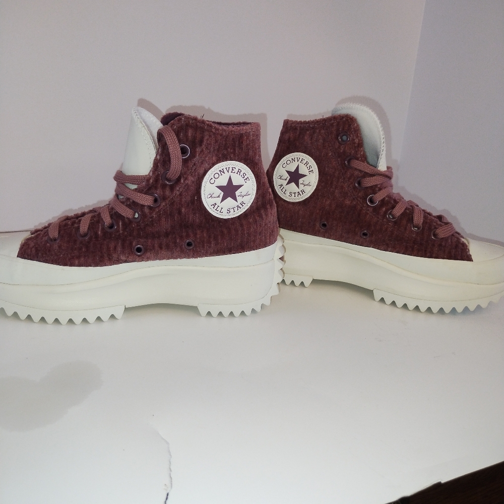 Converse Women's High-Top Sneakers - Maroon and White Chick Taylor